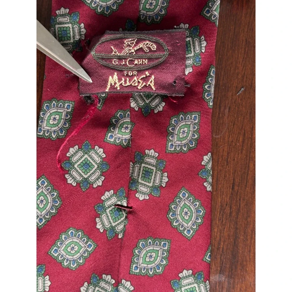 GJCAHN for Muse's silk mens necktie‎ red green paisley vtg 80s handmade USA